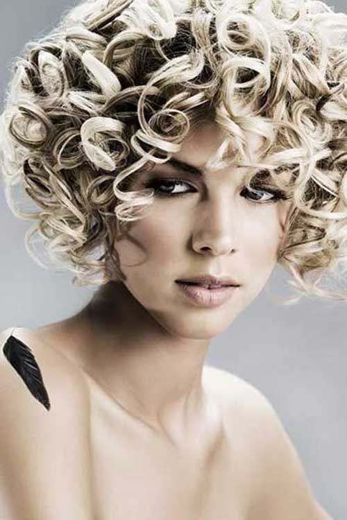 Short Curly Hairstyles-16