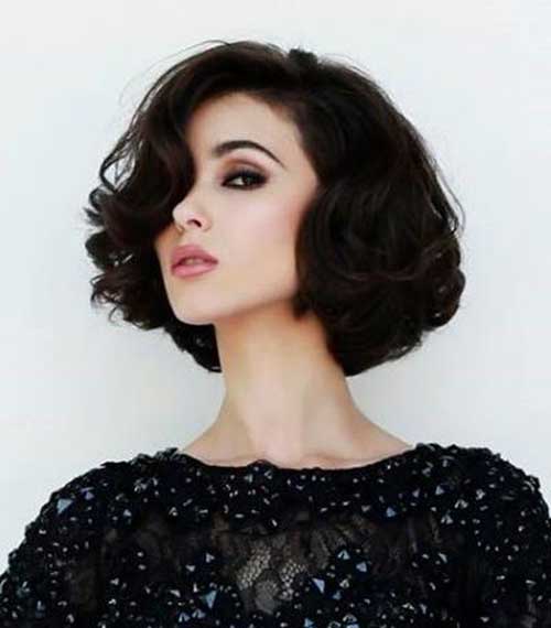 Hairstyles for Short Curly Hair-20