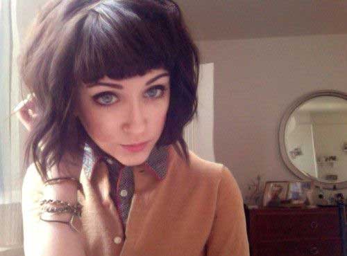 Short Thick Wavy Hairstyles with Bangs
