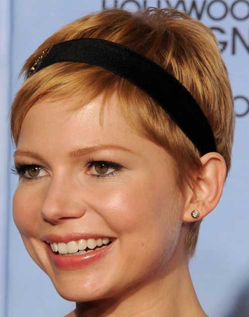 Celebs with Short Hair Cuts-18