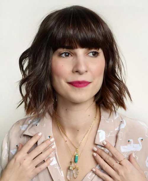 Short Hairstyles with Bangs for Curly Hair Round Face