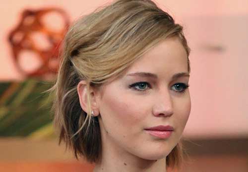 Jennifer Lawrence with Short Hair-10