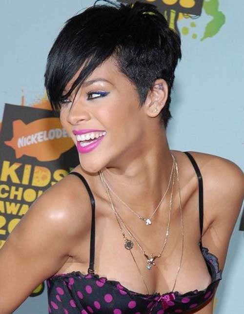 Rihanna Pixie Cuts-13