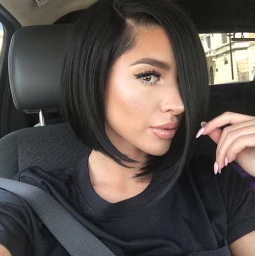 Short Haircuts for Round Faces-8