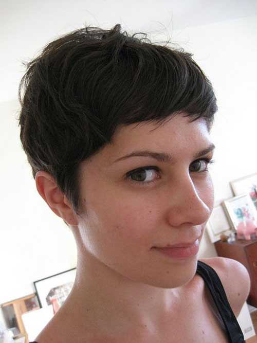 Short Haircuts for Brunettes