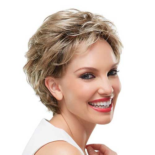 Simple Short Hairstyles for Older Women