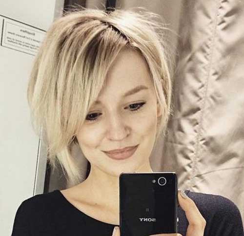 Blonde Short Haircuts for Round Faces