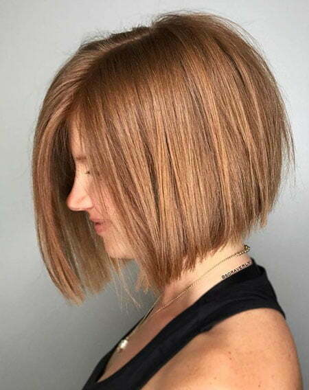 25 Short Hairstyles for Straight Hair