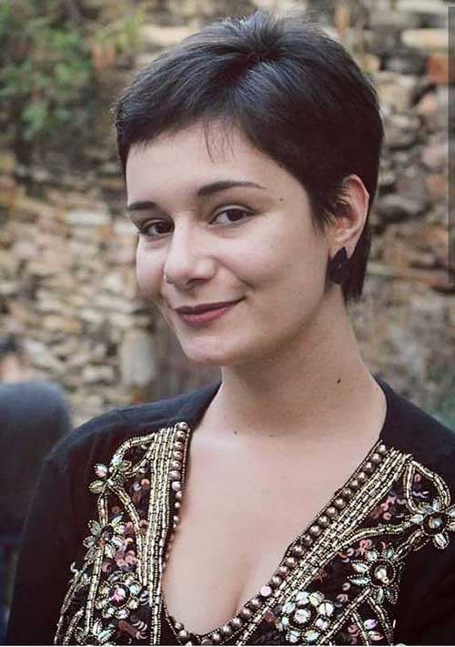 Really Short Hair Cuts for Girls-16