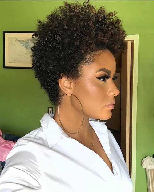 Short Natural Hair Styles for Black Women-16