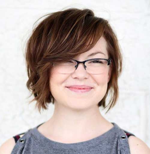 Best Pics of Layered Short Hair for Round Face