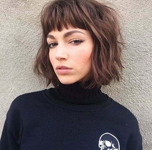 Short Hairstyles for Wavy Hair with Short Bangs-14