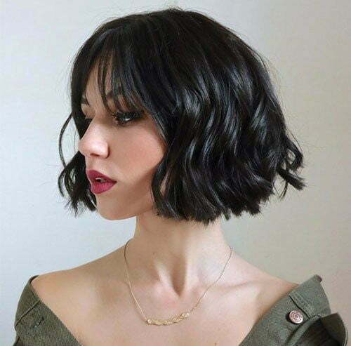 Short Thick Hairstyles for Wavy Hair with Bangs-16