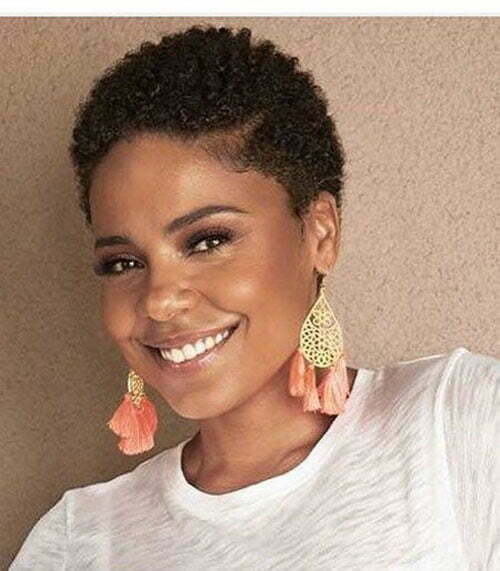 Natural Hairstyles for Short Hair-19