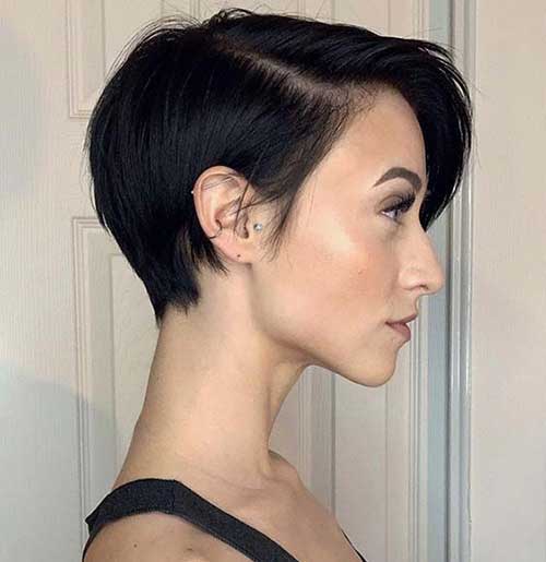 Modern Short Haircuts for Women-21