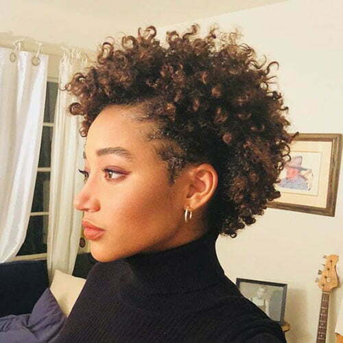Natural Hairstyles for Short Afro Hair-8