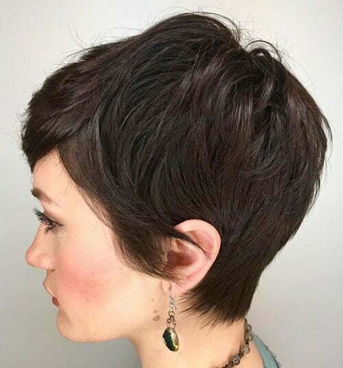 Short Haircuts for Women with Thick Coarse Hair-8