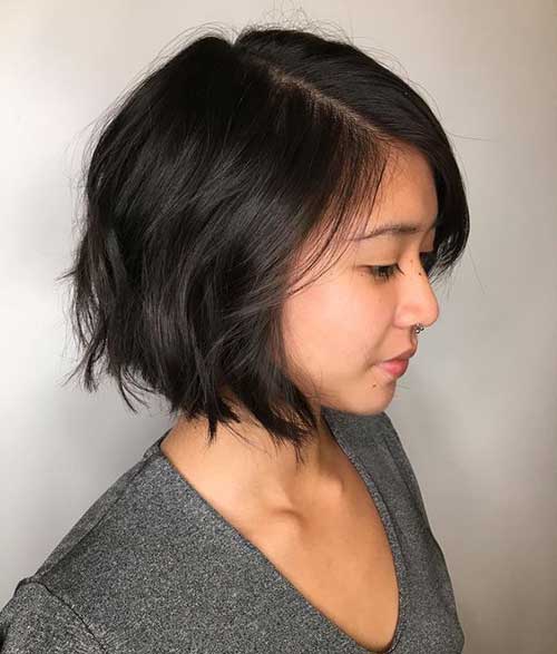 Short Haircuts for Wavy Hair-18