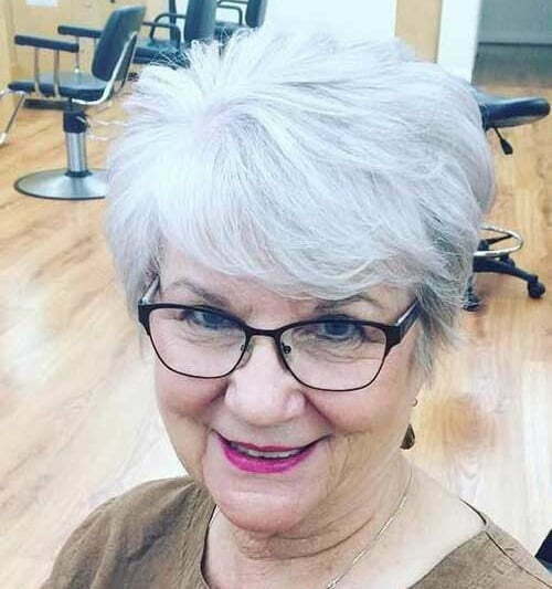 15+ Short Haircuts for Older Women 2019