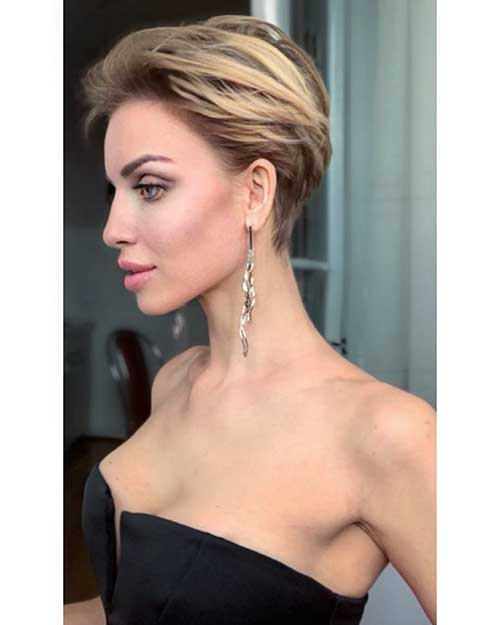 30 New Short Haircuts for Oval Faces in 2019
