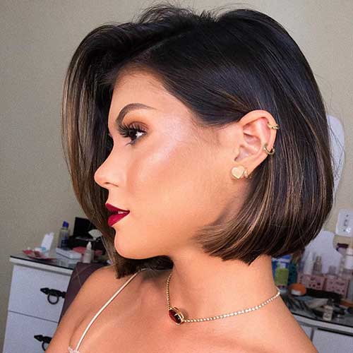 Short Hairstyles For Women With Thick Hair