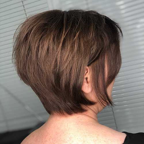 Short Hairstyles For 50 Year Old Women