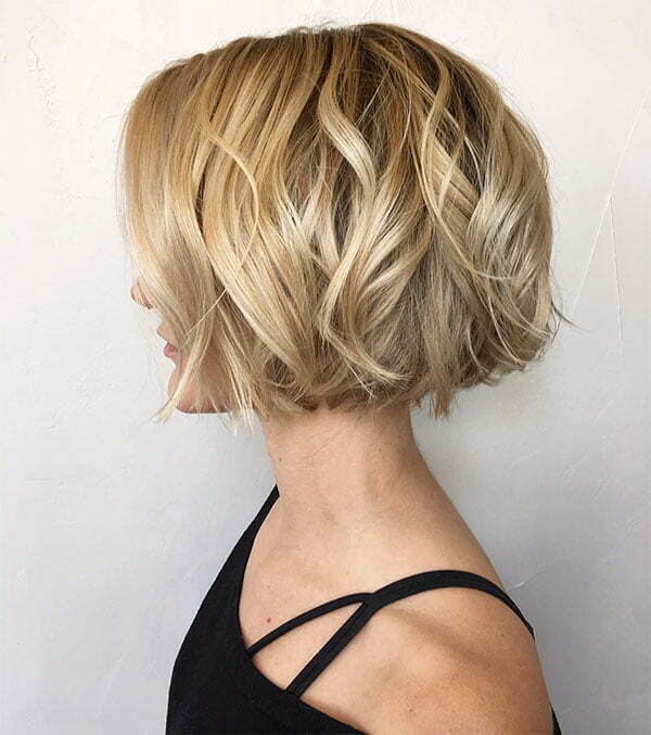 2021 short hairstyle