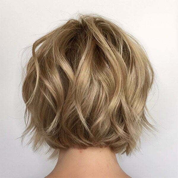 best short hairstyles for wavy hair