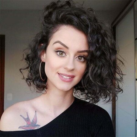 hairstyles for short curly hair