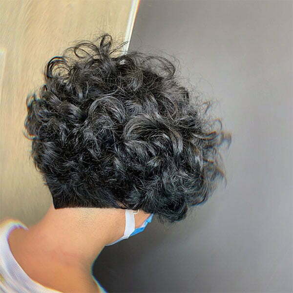 ladies short curly hairstyles