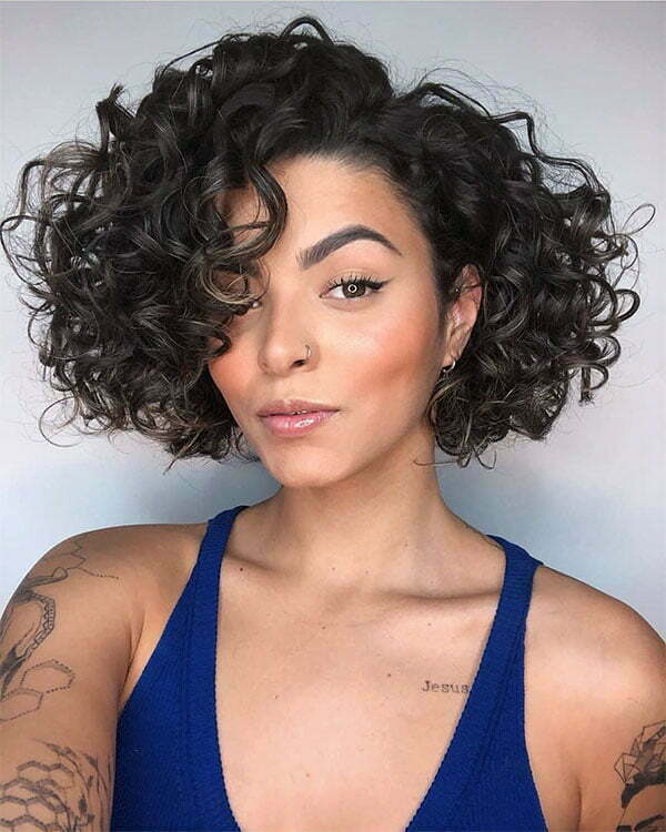 short haircuts for super curly hair