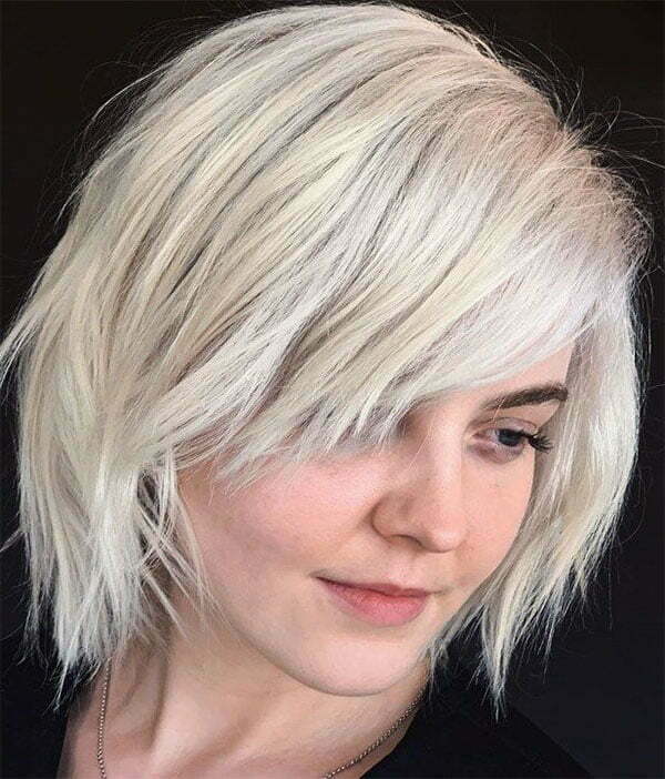 short haircuts for women with straight hair