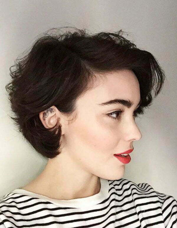 Beautiful Short Hairstyles for 2022