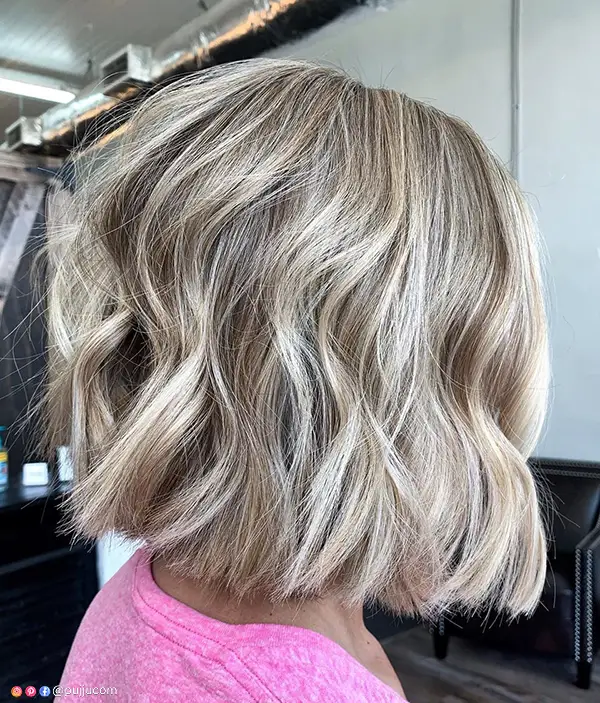 Natural Blonde Hair with Highlights