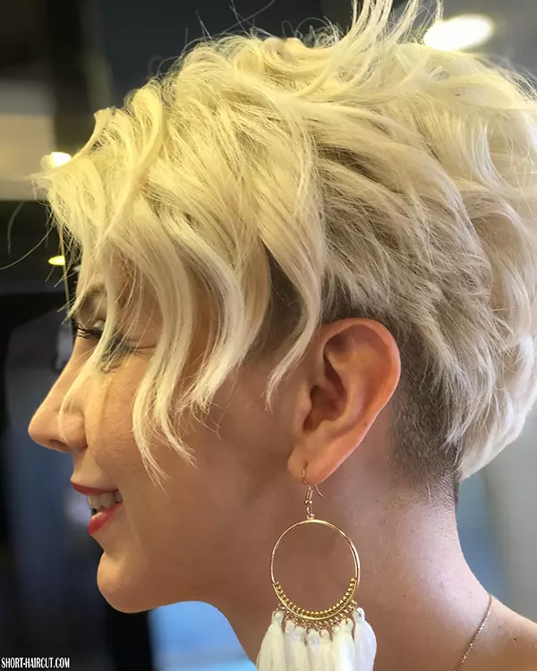 Short Hairstyles For Women Ideas