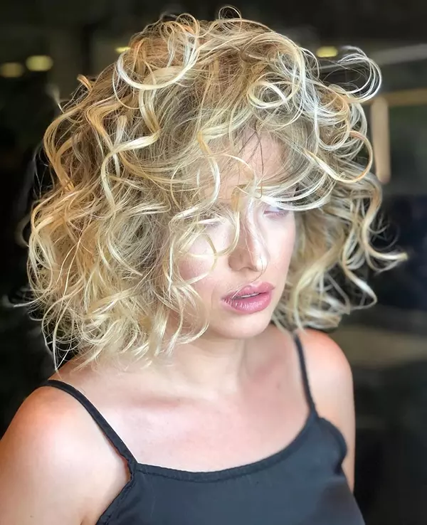 Messy Short Curly Hairstyle