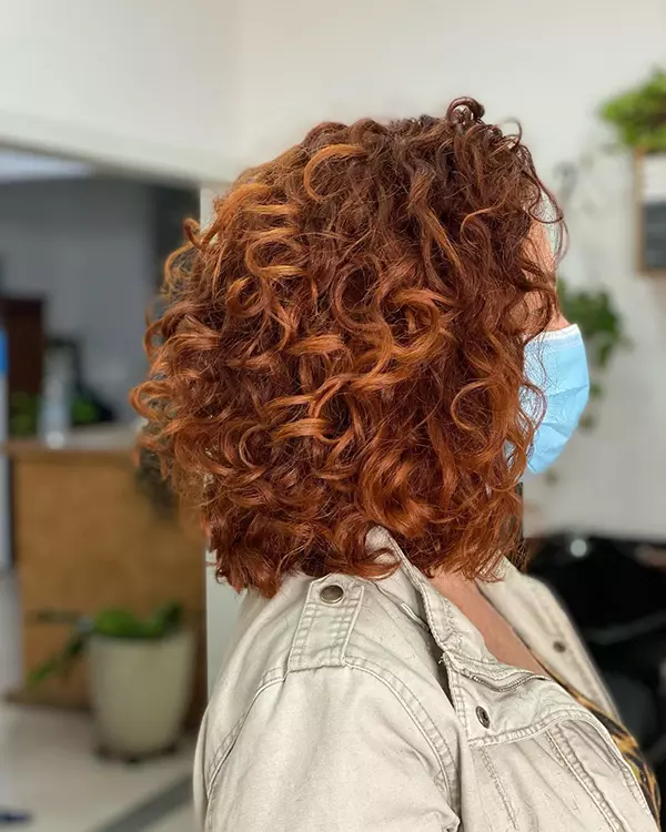 Short Curly Hairstyle for Women
