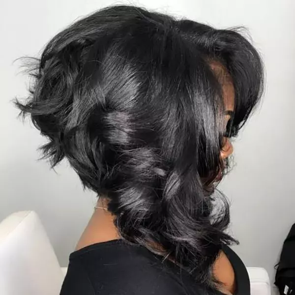 Wavy Black Stacked Bob for Thick Hair