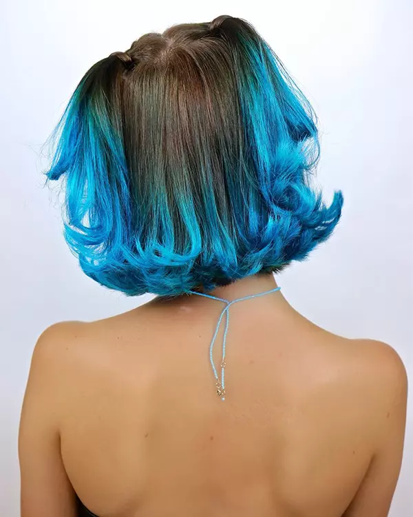 Short Hairstyles With Blue Highlights