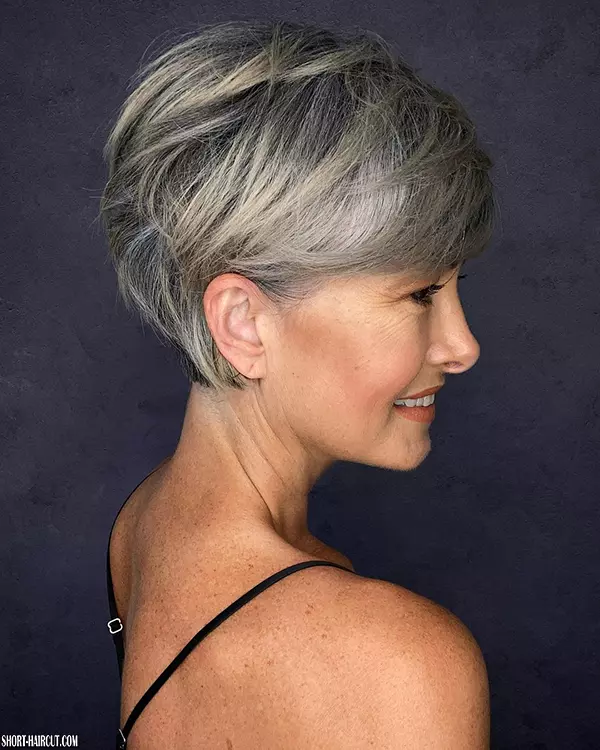 Short Layered Hairstyles For Older Women