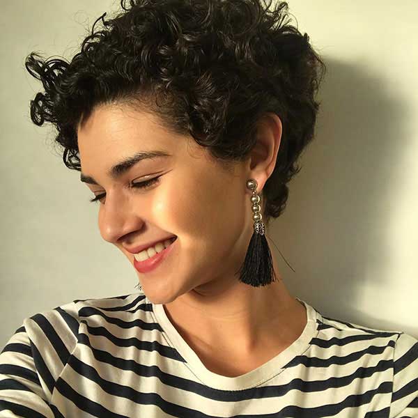 Very Short Curly Hairstyles For Round Faces