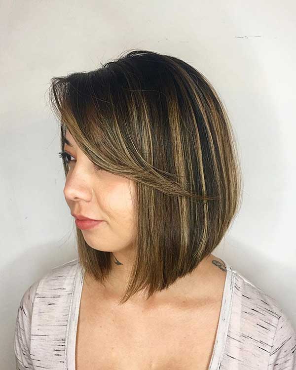Angled Bob for Straight Hair and Round Face