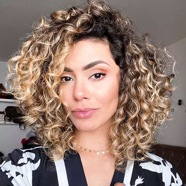 Short Hairstyles For Curly Hair Oval Face