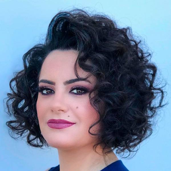Short Curly Hairstyles For Round Faces Over 50