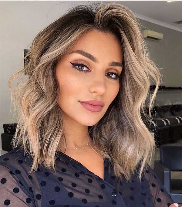 Short Haircuts For Thick Wavy Hair Oval Face