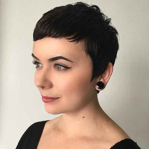 Cute Pixie Cuts For Round Faces