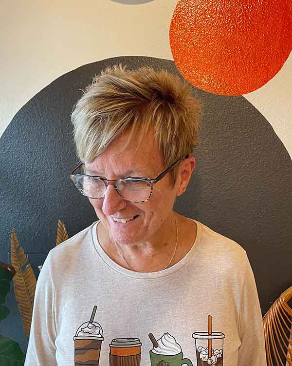 Pixie Cuts For Over 60 With Glasses