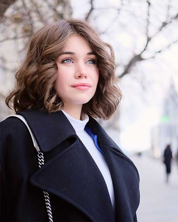 Cute Easy Hairstyles For Short Curly Hair