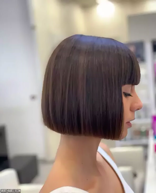 Straight Blunt Bob With Bangs