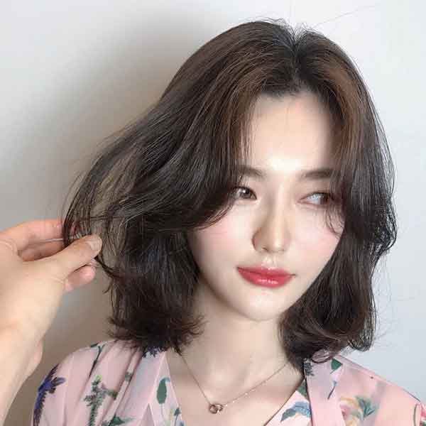 Layered Trendy Korean Shoulder Length Hair